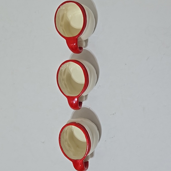 Holt Howard Vintage Winking Mini Santa Claus Mugs Set of 3 - Picture 2 of 14